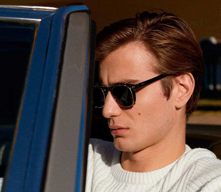 Clip on solbriller til at sætte på briller